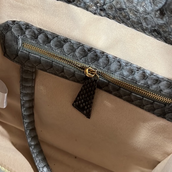 The Pelle Collection Python Purse - Picture 4 of 9